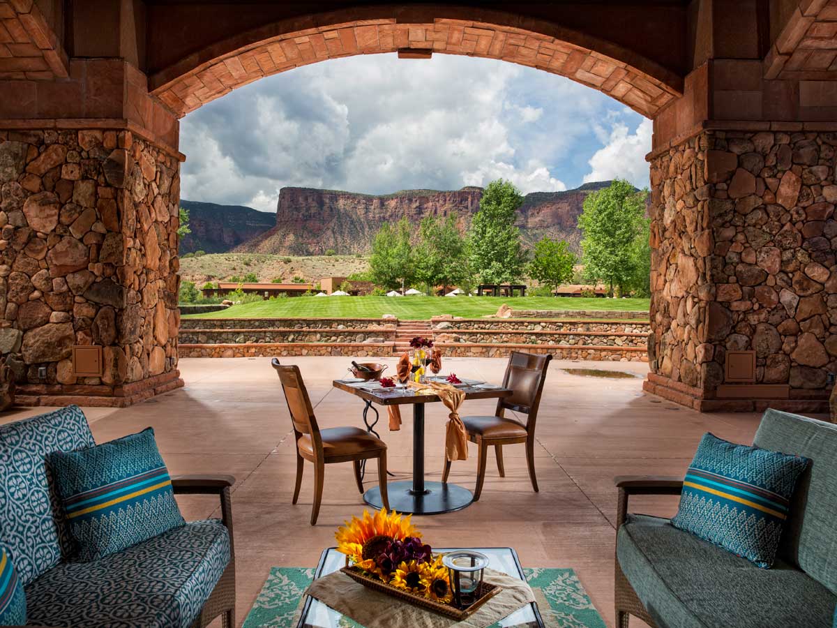 Colorado Restaurants Colorado Dining Gateway Canyons Resort   Patio Seating Horz 